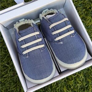 Robeez Navy Blue Canvas Baby Walker Shoes with Cream Laces